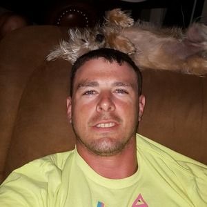 Meet your Posher, Dustin